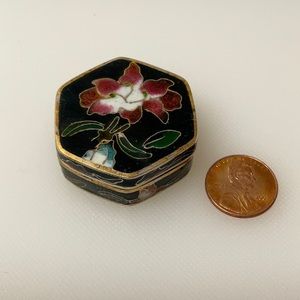 VINTAGE Tiny Cloisonné Hexagon Trinket Box Flower Stem Black Pink Blue Green